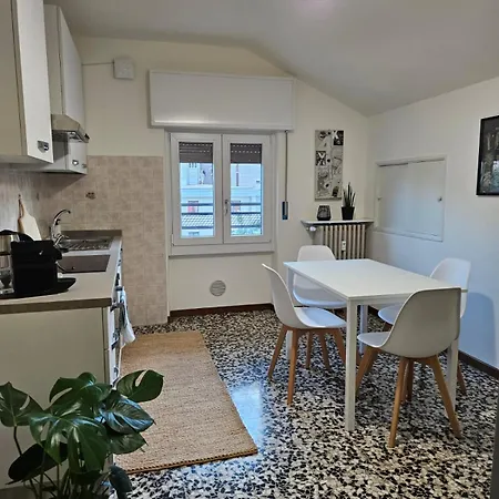 La Mansarda Apartment *